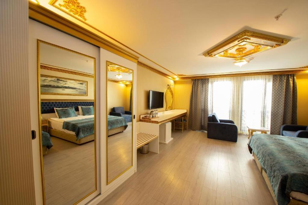 Hotel Phosphorion Estambul Exterior foto A room at the hotel