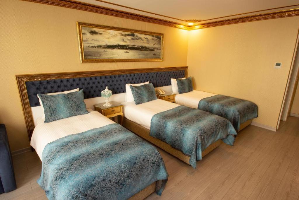 Hotel Phosphorion Estambul Exterior foto A room at the hotel